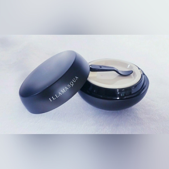 ILLAMASQUA MATTE VEIL PRIMER - Picture 10 of 11